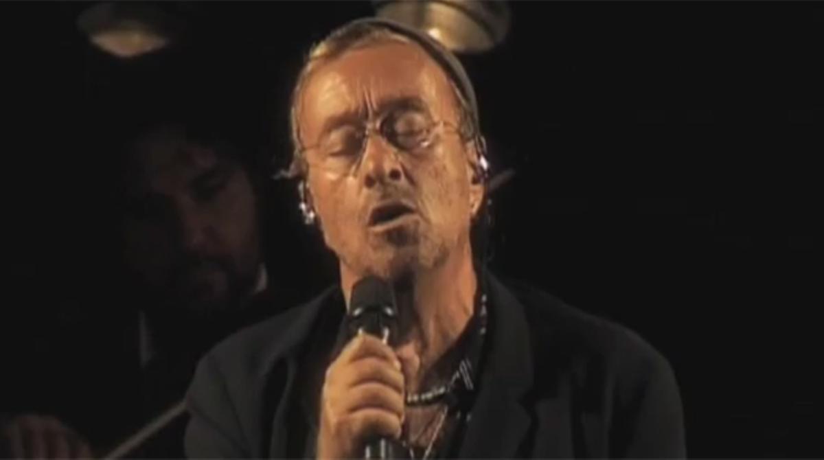 ’Caruso’, cantada per Lucio Dalla en un concert de Verona el 2008.