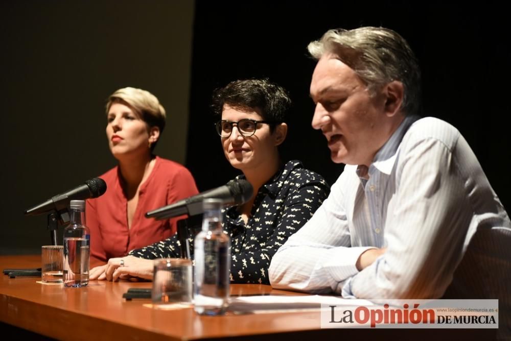 Presentación del documental 'La niña del gancho'