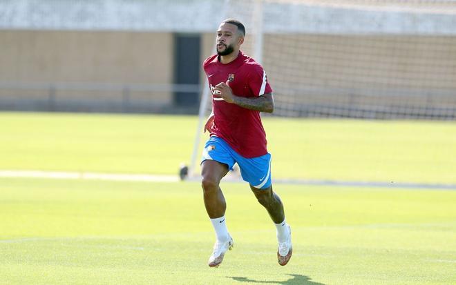 Las imágenes del primer entreno de Memphis