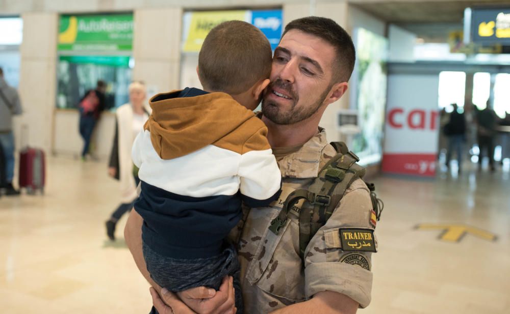 Regreso de militares en misión en Irak