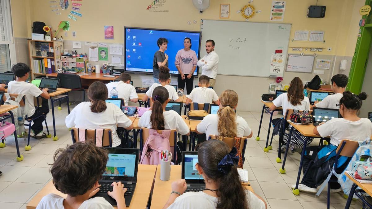 La formación está teniendo una gran acogida en las escuelas laguneras.