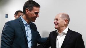 El presidente del Gobierno español, Pedro Sánchez, y el canciller alemán, Olaf Scholz.