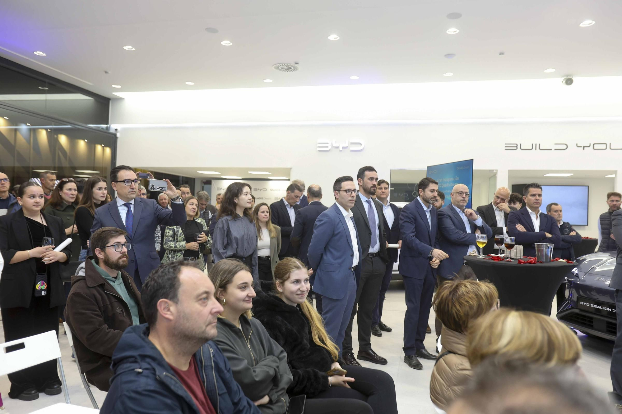 QUADIS Dream inaugura el primer centro BYD en Alicante.