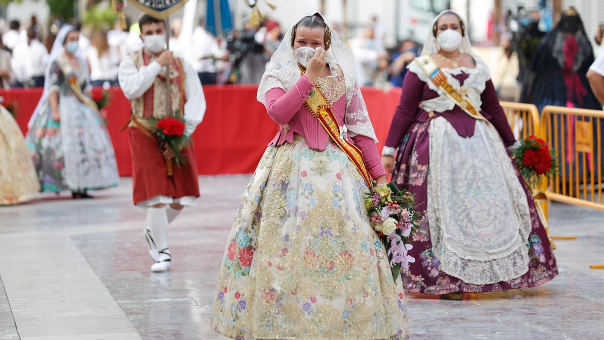 Búscate en el segundo día de Ofrenda por la calle Caballeros (entre las 17.00 y las 18.00 horas)