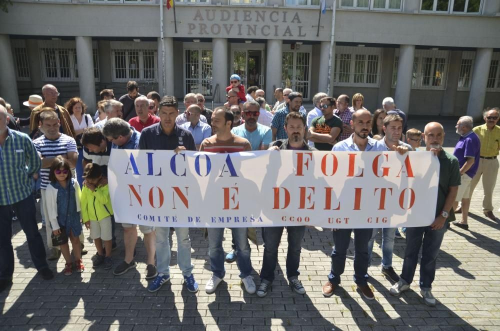 Los trabajadores de Alcoa censuran la falta de información sobre posibles compradores