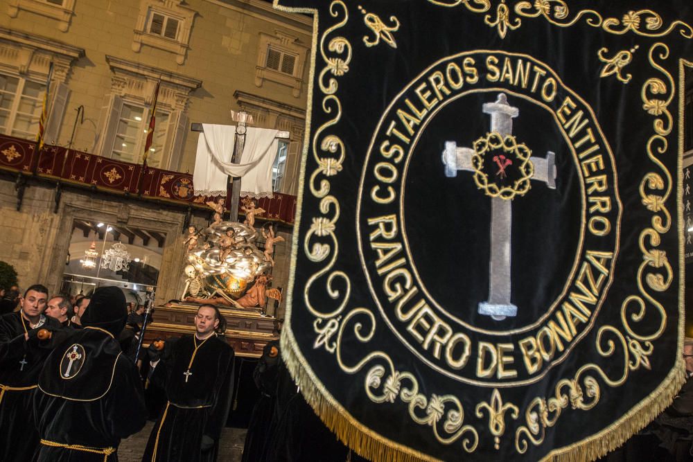 Emoción y fe con el Caballero Cubierto en Orihuela