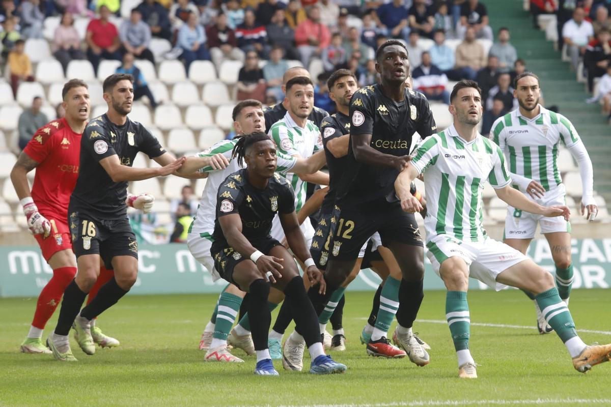 Córdoba CF - AD Ceuta : las imágenes del partido en El Arcángel