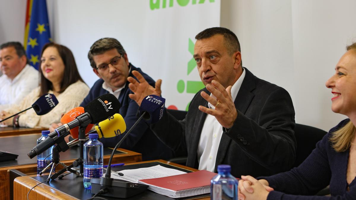 Ángel Mollá junto a Jorge Rodríguez, durante la presentación de Muro Ens Uneix este jueves.