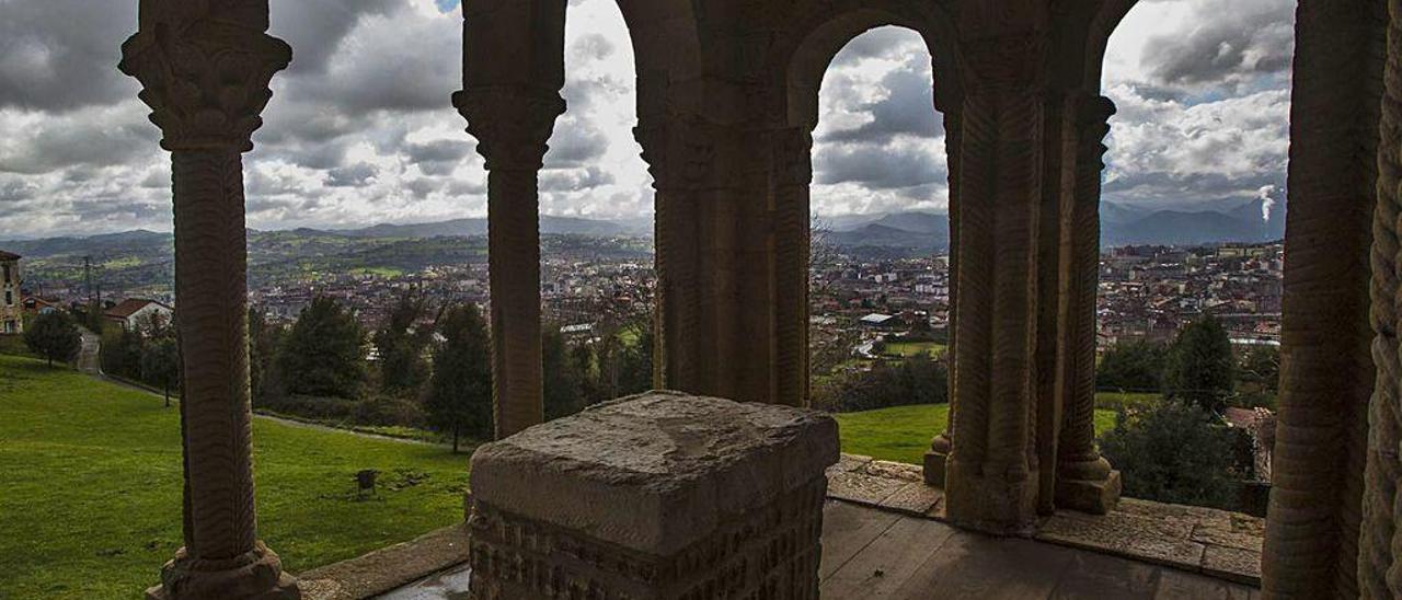 El mirador de Santa María del Naranco, en Oviedo.