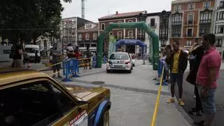 Avilés se viste de gala para el Rally Histórico en su edición de oro