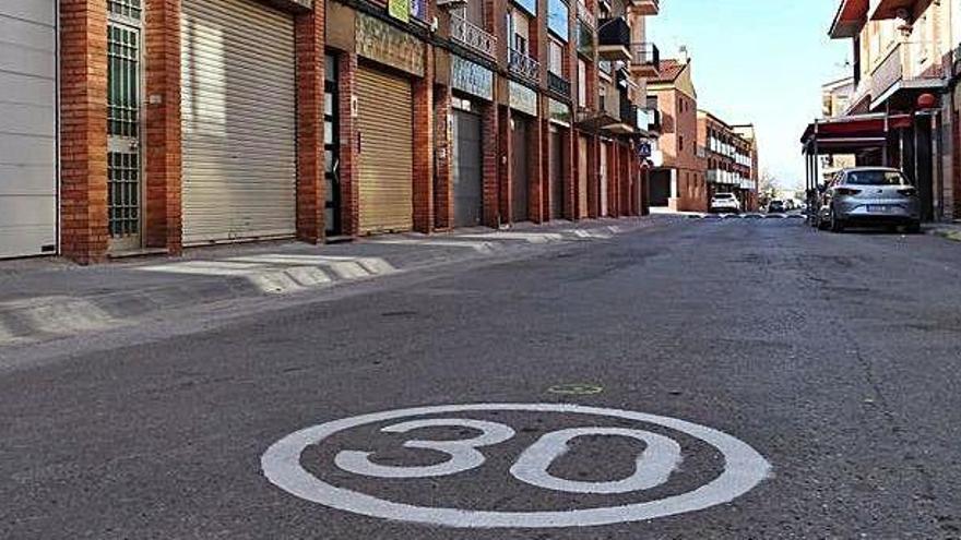 El carrer Manresa, que ara és de direcció única, s&#039;ha obert al trànsit aquesta setmana després de les obres