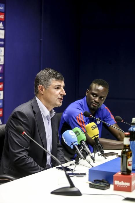 Presentación de Mariga, nuevo Jugador del Real Oviedo