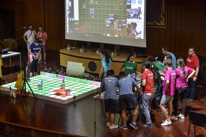 LAS PALMAS DE GRAN CANARIA A 20/06/2017. Final del proyecto escolar de la ULPGC Ciberlandia/Gran Canaria. FOTO: J.PÉREZ CURBELO