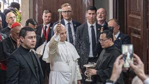Prevost assegura al Raval que mai va pensar a ser Papa