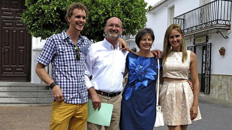 Mario Blancke se ha convertido en alcalde de Alcaucín.