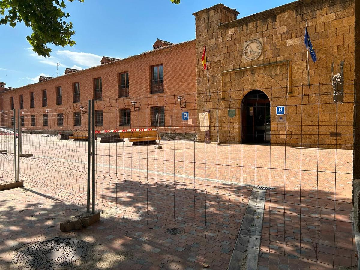 Zona de acceso al Parador desde La Mota.