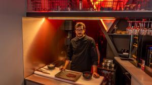 Gabriel Suárez, dueño de Santoku 181 y Santoku La Barra, en Madrid.