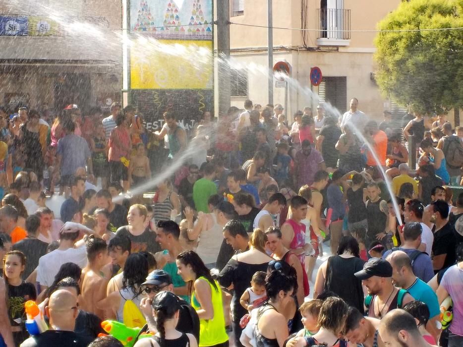 La merengada i la ruixada de la Festa Major Infantil de Sant Joan de Vilatorrada