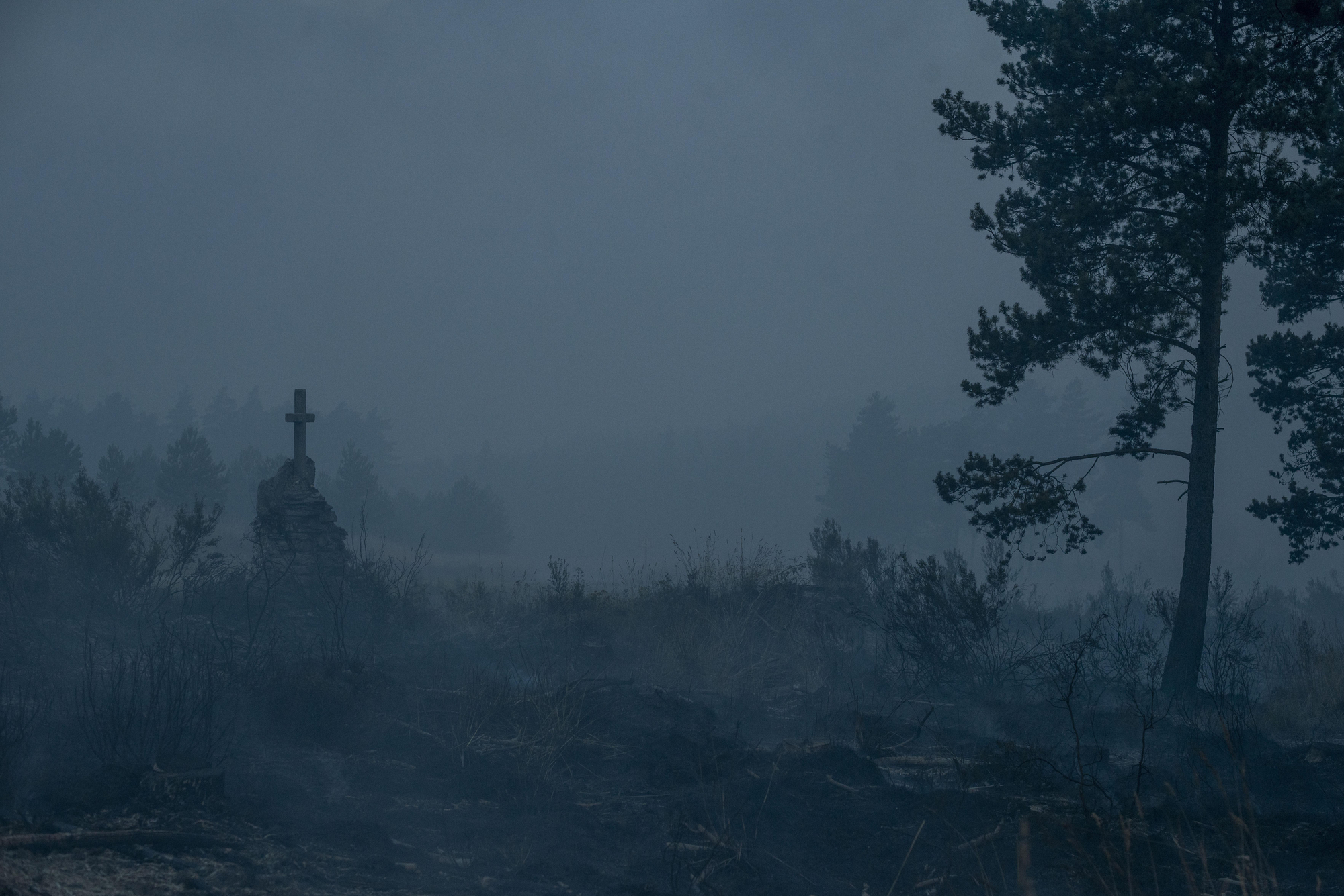 Los incendios que asolan Ourense, en imágenes