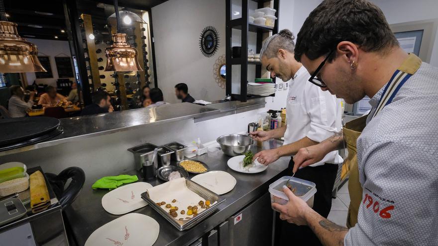 &#039;Show Cooking&#039; a cuatro manos en el restaurante Ítaca