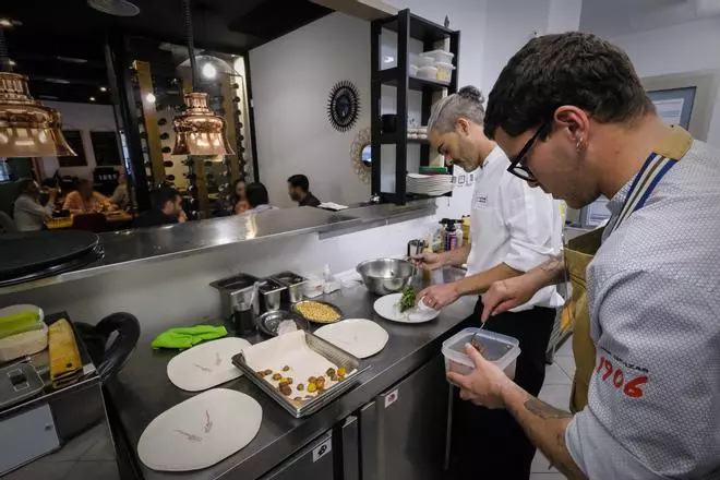 'Show Cooking' a cuatro manos en el restaurante Ítaca
