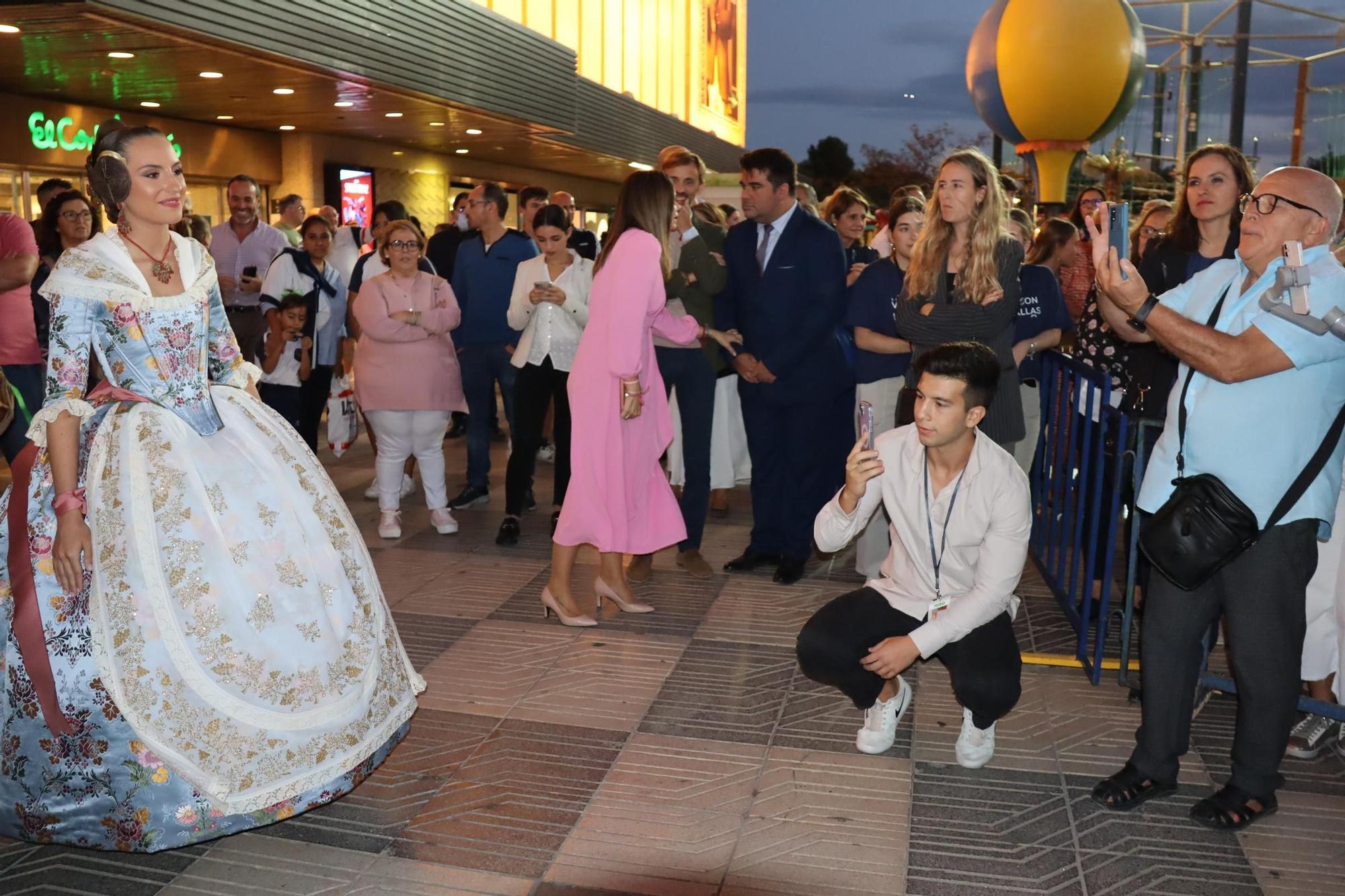 La primera gran prueba de María Estela, Marina y las cortes en la Festa per a Tots