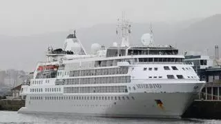 Atraca en Vigo el 'Silver Wind', un crucero a 8.000 euros el pasaje