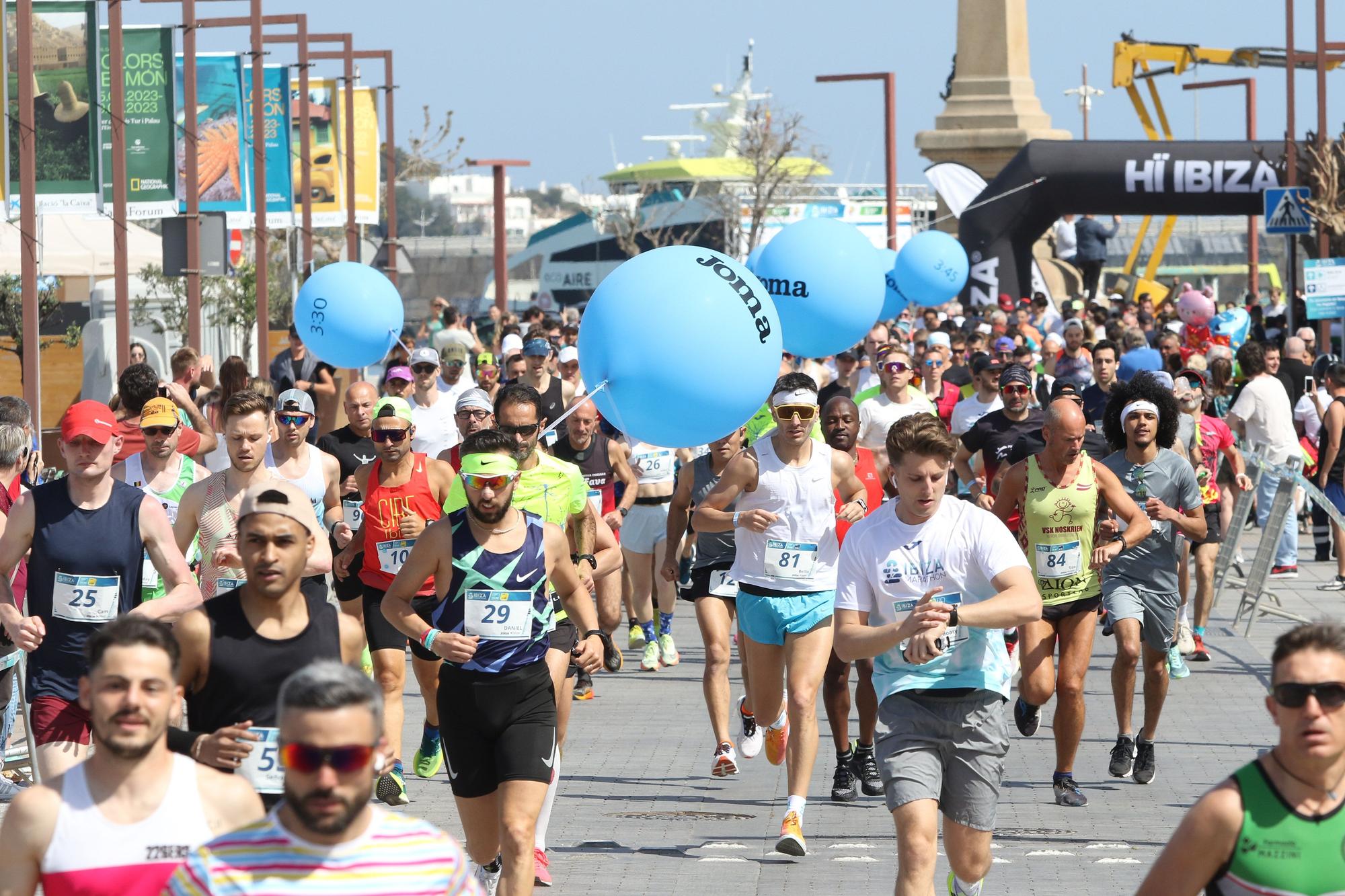 Búscate en nuestra galería de fotos del Santa Eulària Ibiza Marathon