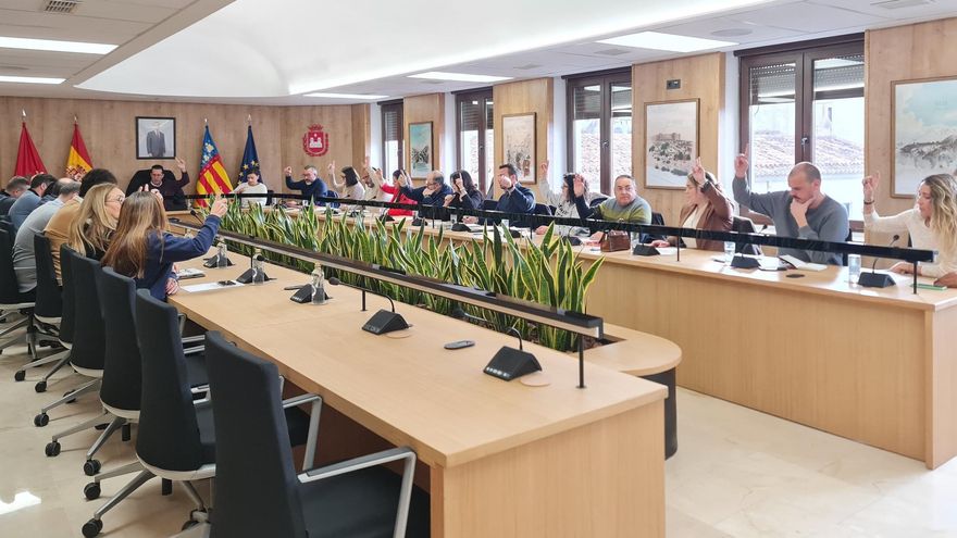El Pleno Municipal aprueba incrementar 300.000€ su patrocinio al Eldense