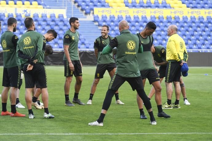 DEPORTES 05-03-19  LAS PALMAS DE GRAN CANARIA.  Primer entrenamiento de Pepe Mel. FOTOS: JUAN CASTRO