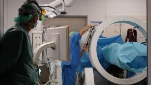 Dos lesionats medul·lars tornen a caminar gràcies a una nova teràpia