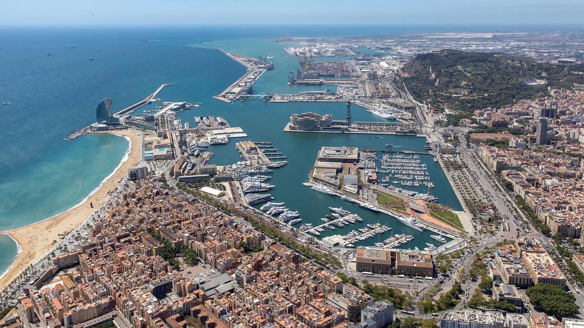 El Port posa en va la norma per multar vaixells molt contaminants