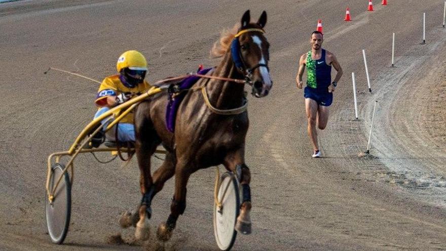 Toni Abadía se impone en el reto al caballo Variuso du Buffey