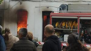 Restos de la casa incendiada en Zalamea de la Serena.