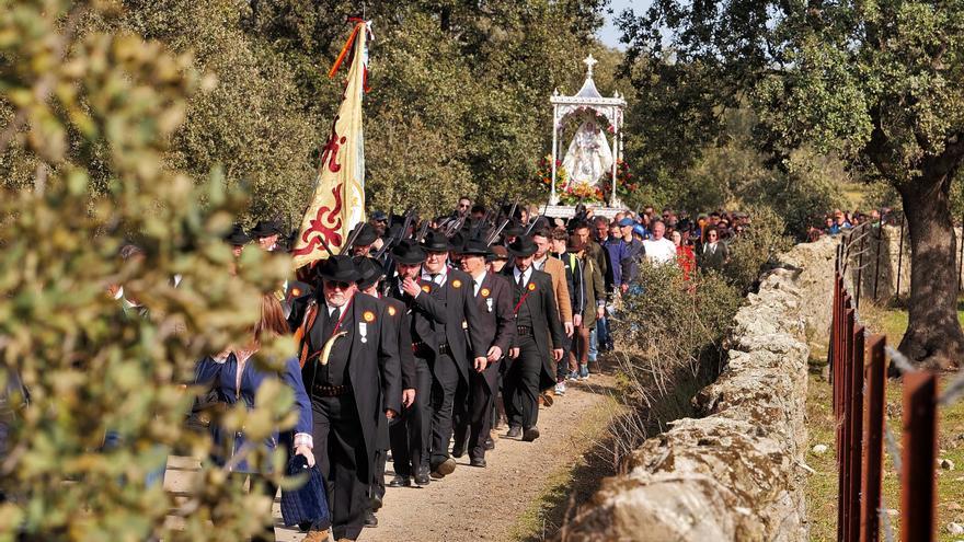 Primera mujer cofrade para la Virgen de Luna de Pozoblanco