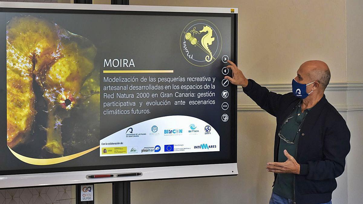 José Juan Castro durante la presentación del proyecto Moira en la sede institucional de la ULPGC.