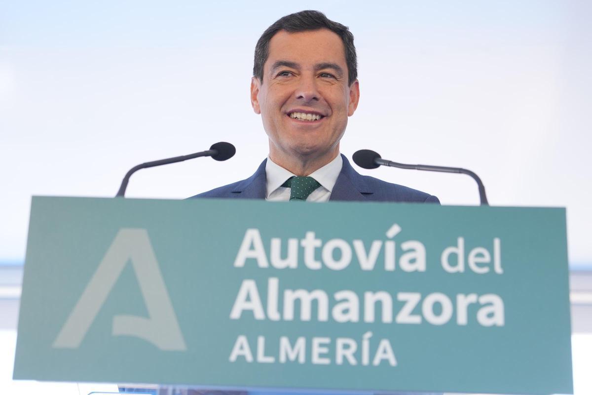 Juanma Moreno. Juanma Moreno.