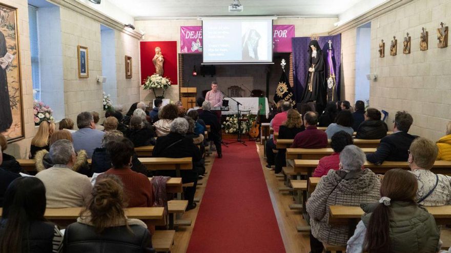 La Soledad arropada por sus devotos en la peregrinación a La Alberca