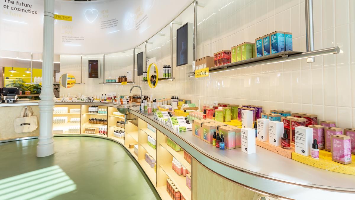 Interior de tienda de Freshly Cosmetics