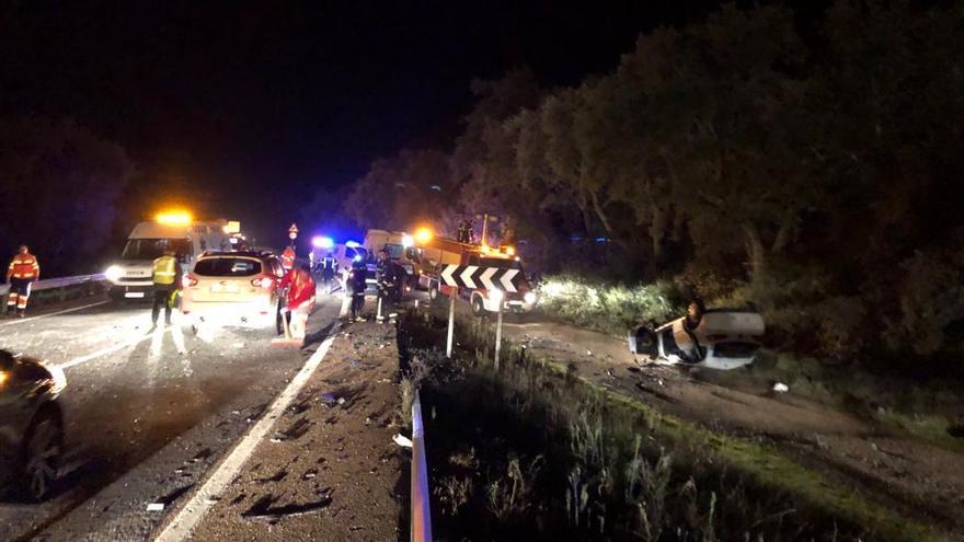 Dos fallecidos y dos heridos, uno de ellos menor, en un accidente