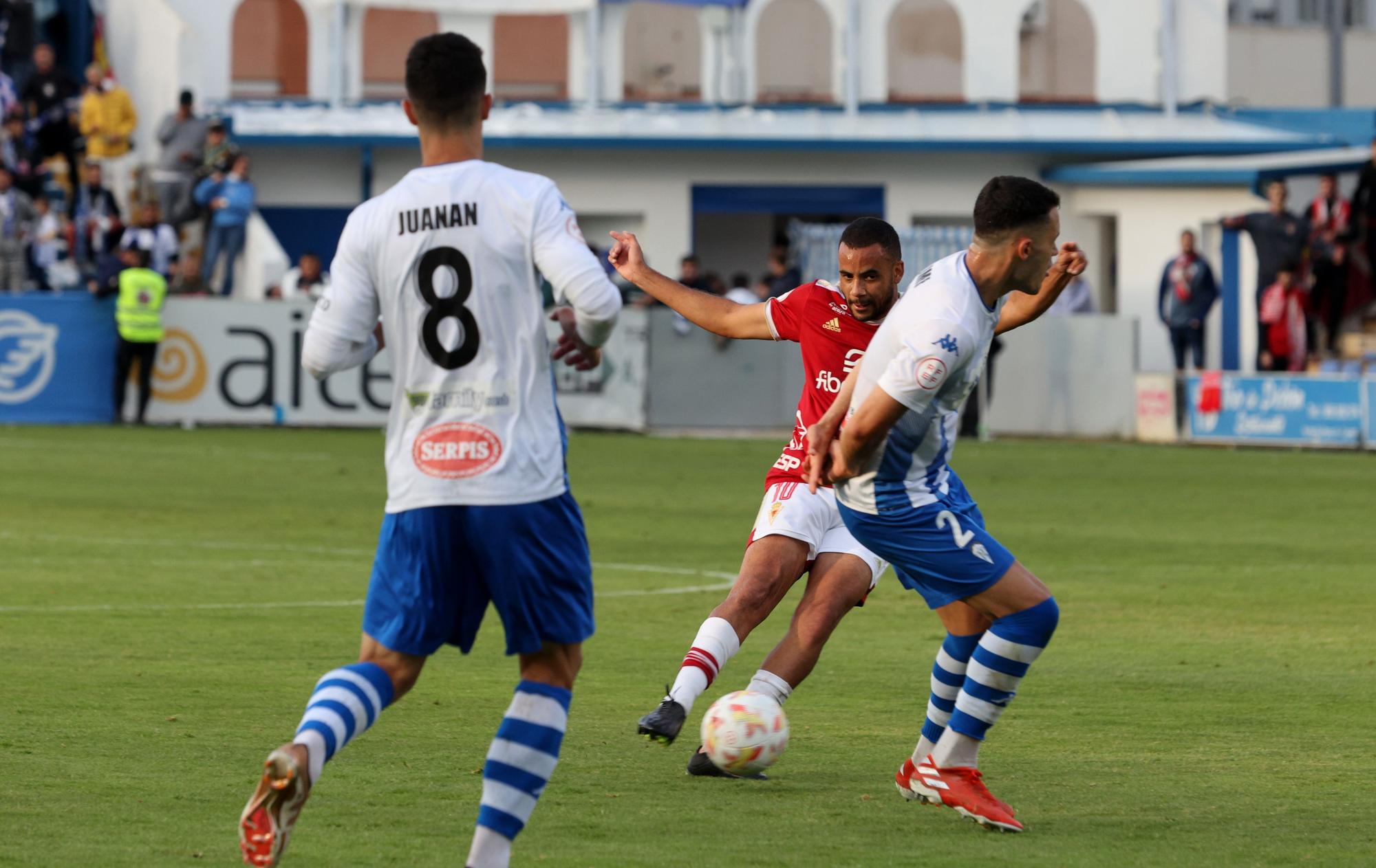 El Alcoyano se salva pese a su derrota con el Murcia