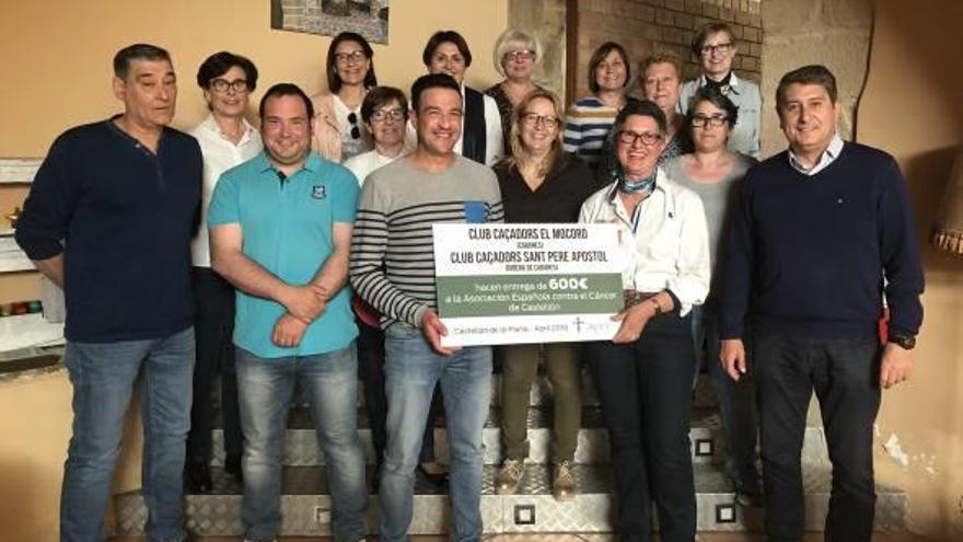 Cazadores donan 600 euros a la AECC Castelló