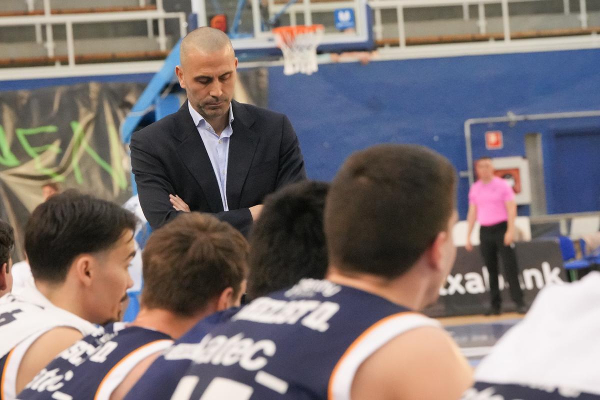 EN IMÁGENES: Así fue la victoria del Alimerka Oviedo Baloncesto en la cancha del Gipuzkoa Basket (79-93)