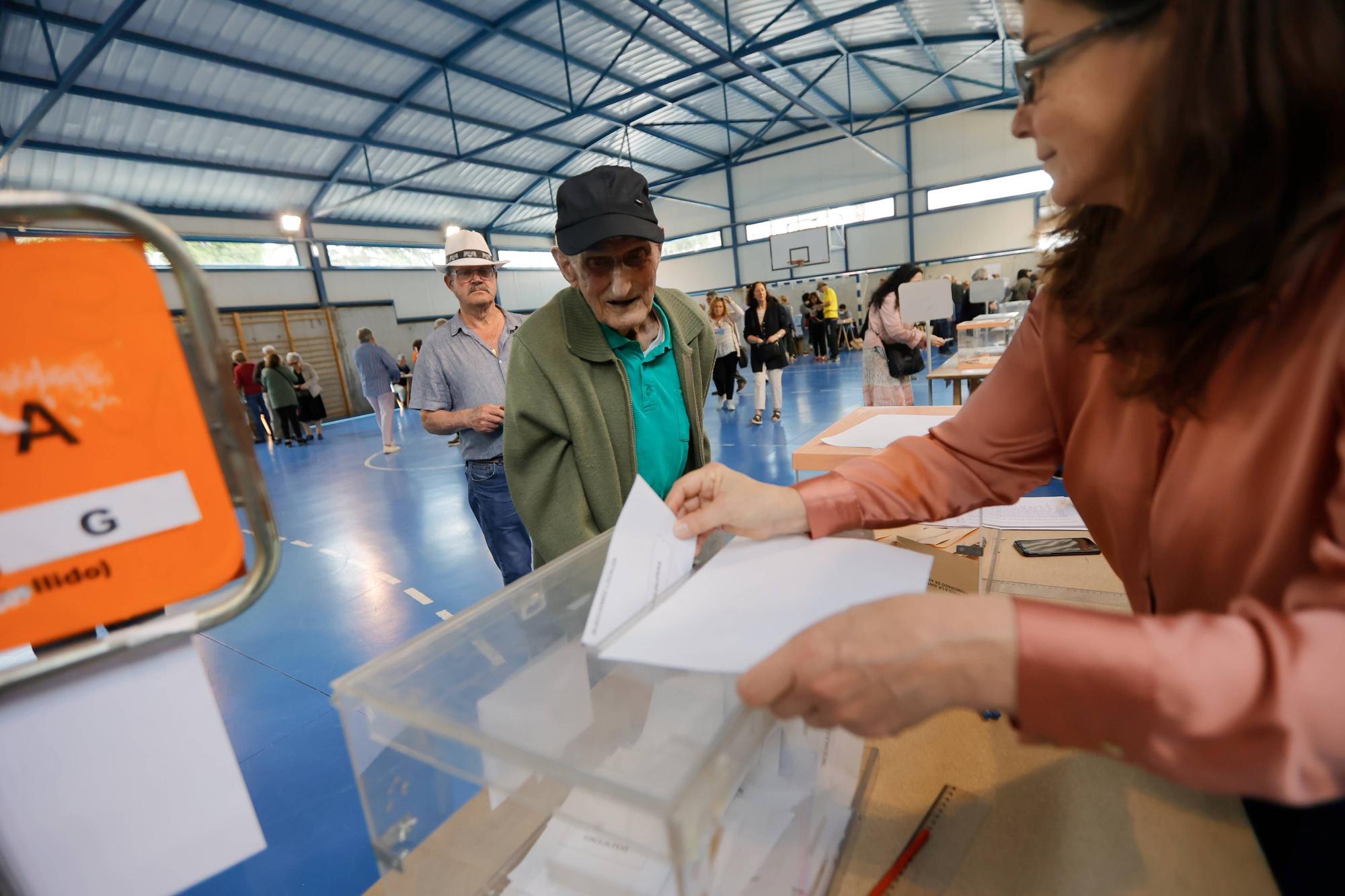 Las mejores imágenes de la jornada electoral del 28M en Asturias