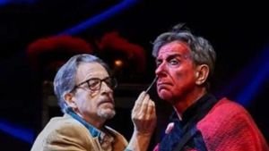 Un duel sobre amistat i corrupció aterra al Poliorama