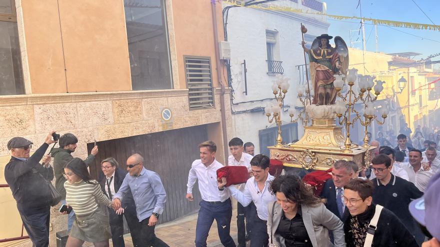 Una carrera de Sant Rafel a ritmo de traca en La Nucía