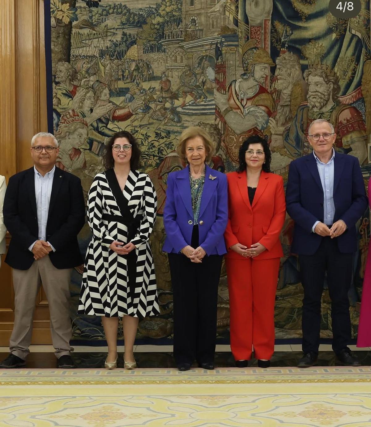 La reina Sofía recibe en audiencia a representantes de la asociación 'AFAD Recuerda Extremadura' y de otras organizaciones de ayuda a las personas.