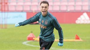 Sergiño Dest, en un entrenamiento del Ajax.