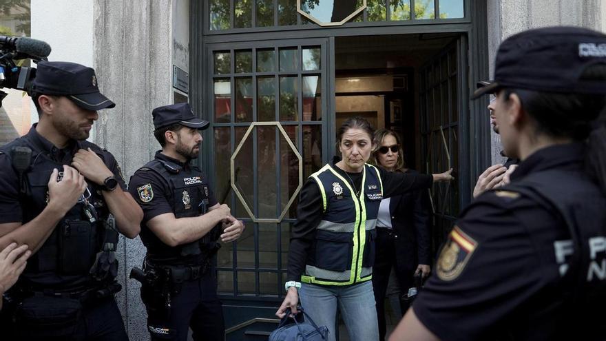 La UDEF detalla los mensajes enviados por 'Gertru' para atribuir al expresidente Zapatero la 