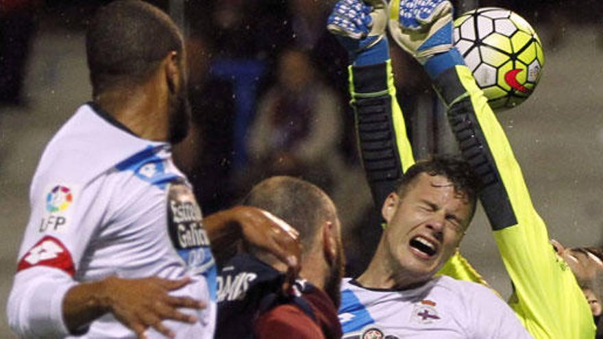 Imagen del partido entre el Eibar y el Deportivo